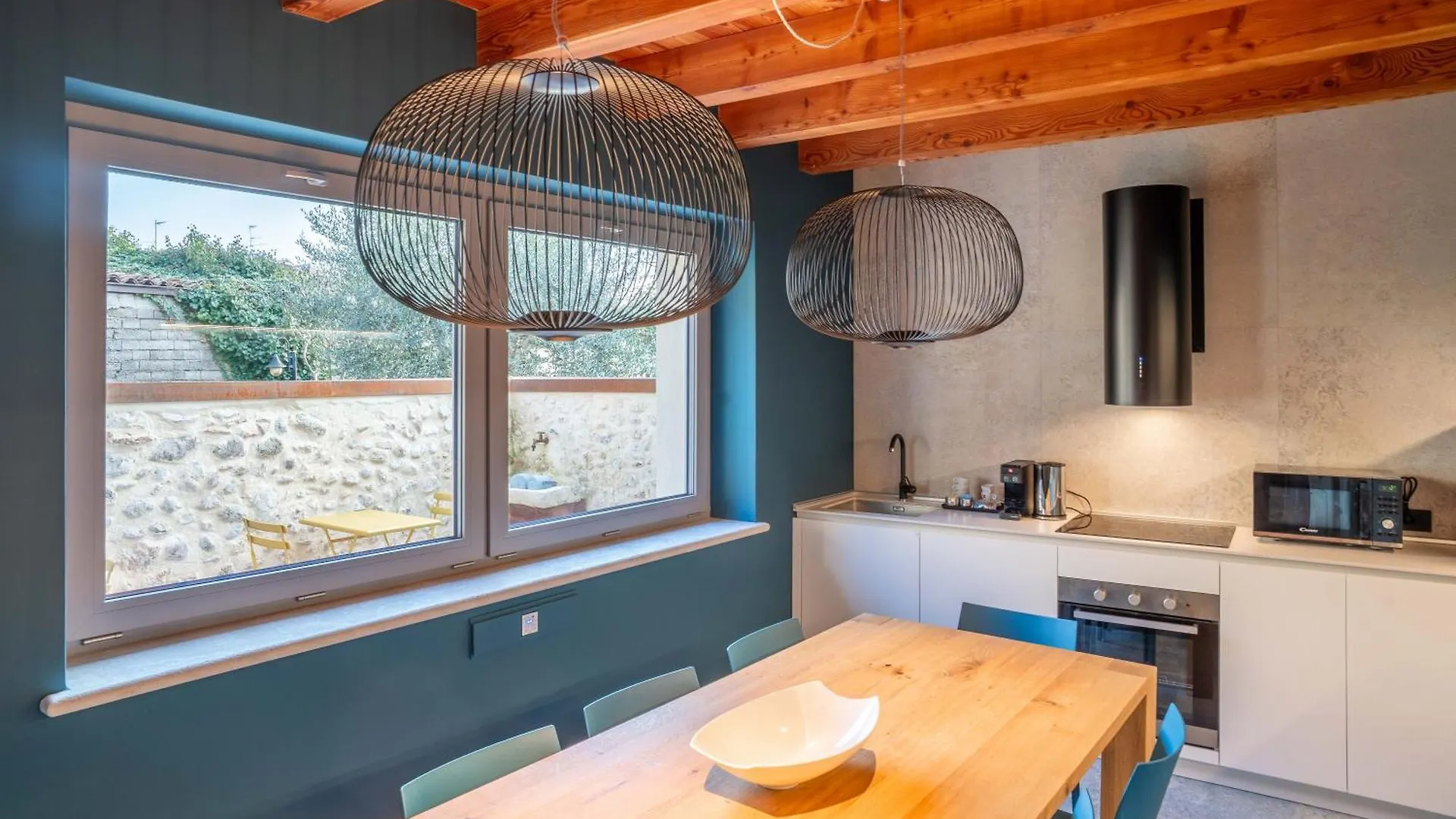 Borgoluna Luxury Holiday House San Felice del Benaco Italy