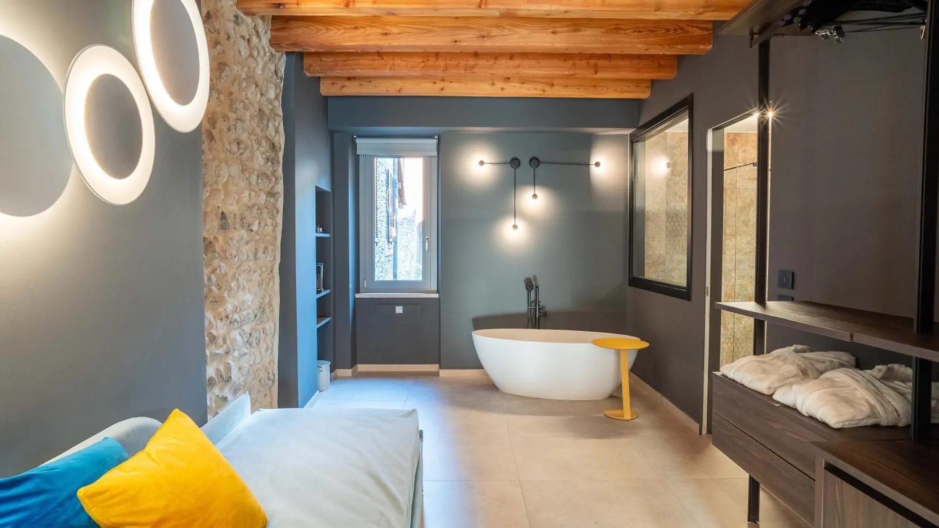 Borgoluna Luxury Holiday House San Felice del Benaco